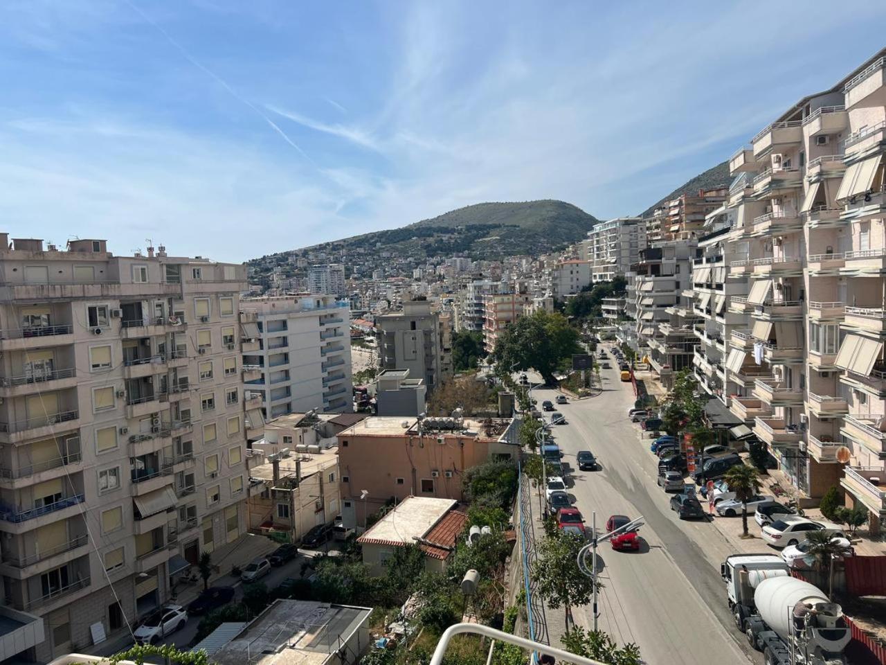 Tulipani Apartments Near Promenade Саранда Екстер'єр фото